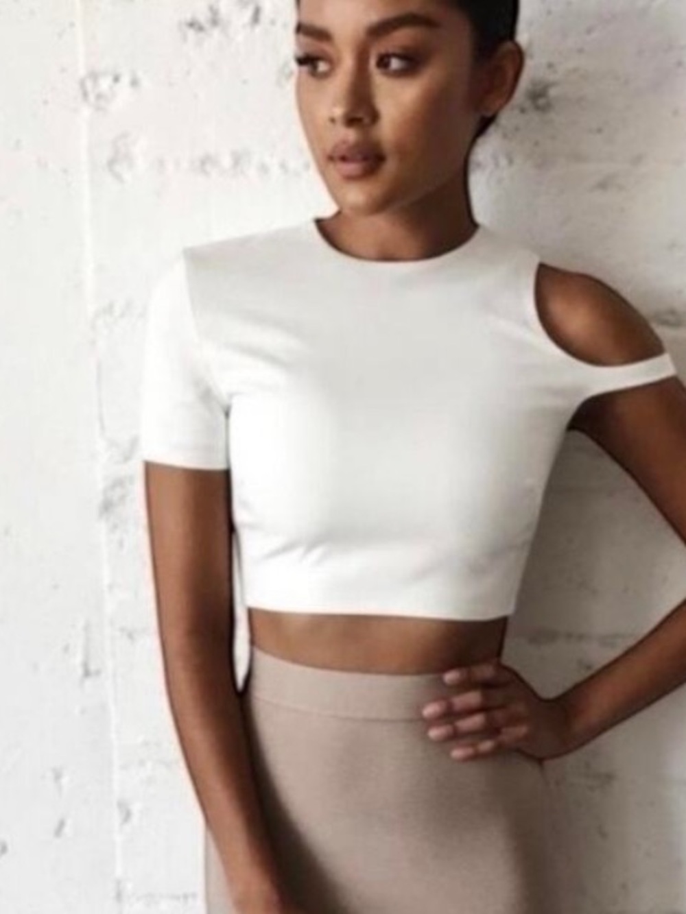 House of CB Cut Out Shoulder Crop Short Sleeve Blouse in Excellent Condition